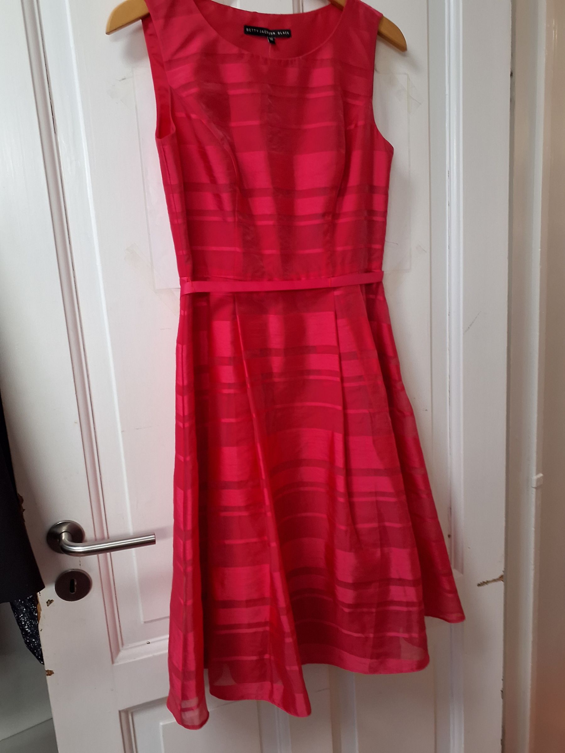 Kjole til valentines day